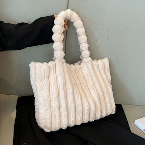 Plüschige Tasche - - Damen Handtaschen - Handtasche Schultertasche Shopper - Concept Frankfurt