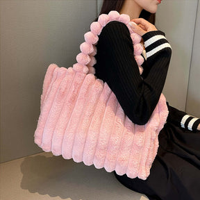 Plüschige Tasche - - Damen Handtaschen - Handtasche Schultertasche Shopper - Concept Frankfurt
