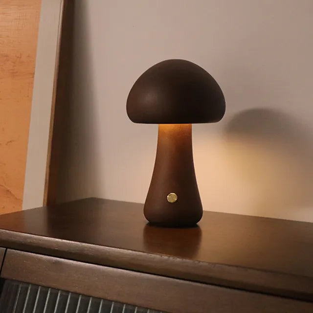 Mushglow | Pilz-Tischlampe - Walnuss - - Tischlampen Tragbare Lampen - Concept Frankfurt