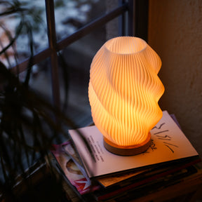 Billow | Elegante Innenlampe - - Billow | Elegante Innenlampe - € - Tischlampen Tragbare Lampen - Concept Frankfurt