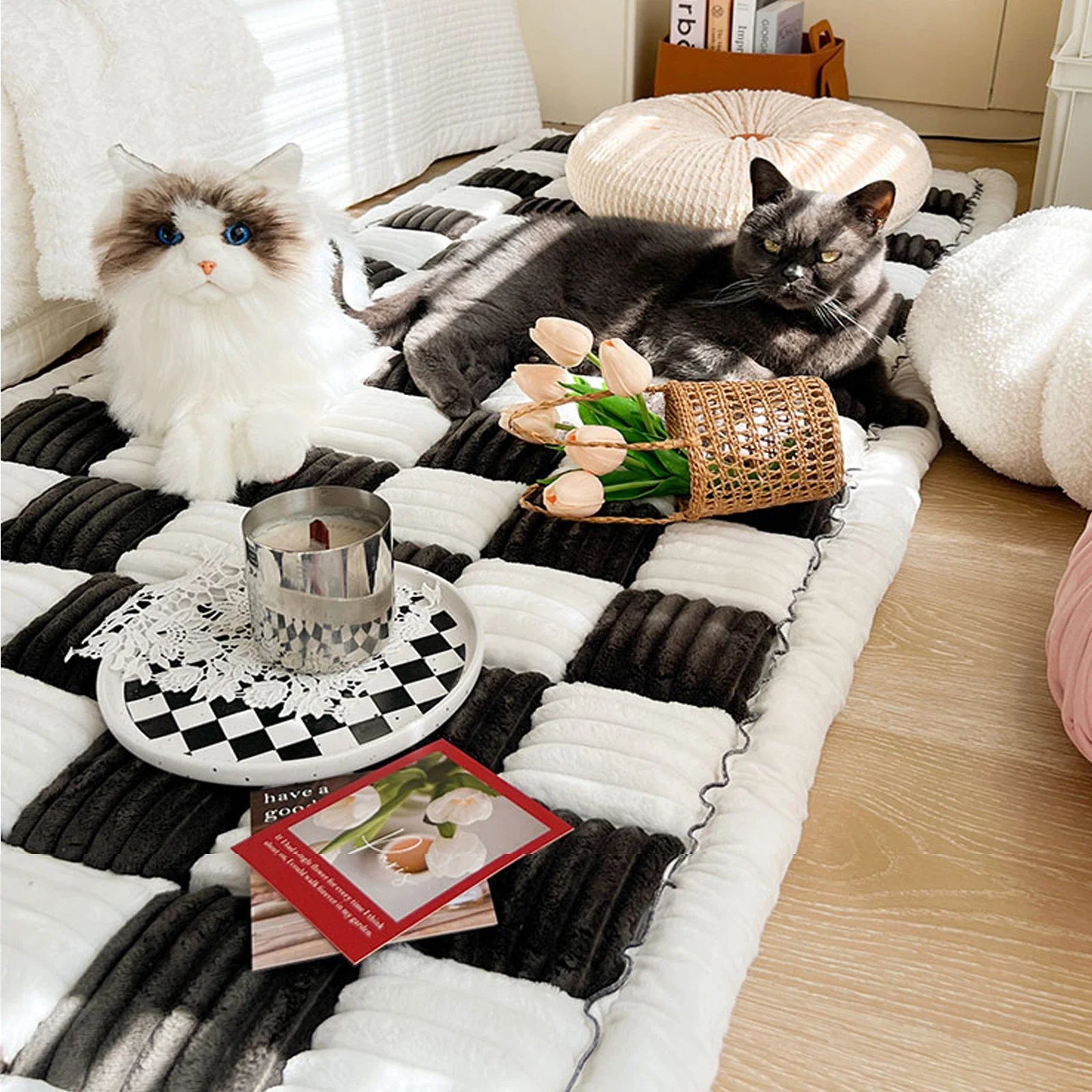 Das Fluffy Plaid™ | Schützen Sie Ihr Sofa für Ihr Haustier mit unserer weichen, flauschigen Matte! - - - Concept Frankfurt