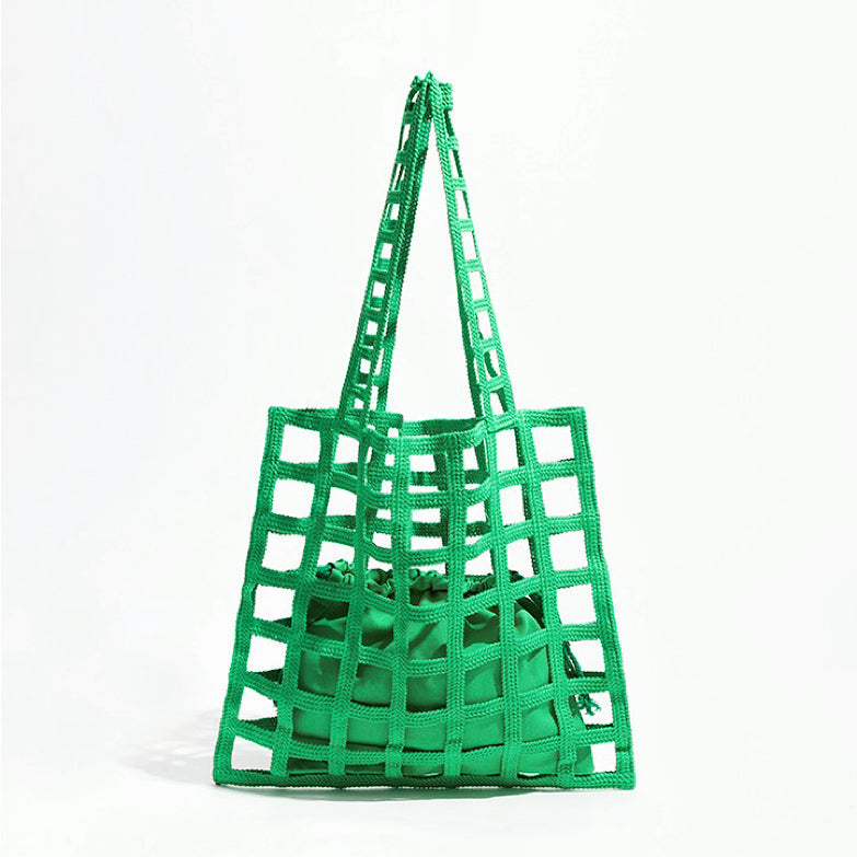 Gewebte Tasche mit Design-Ausschnitt - Grün - - Concept Frankfurt