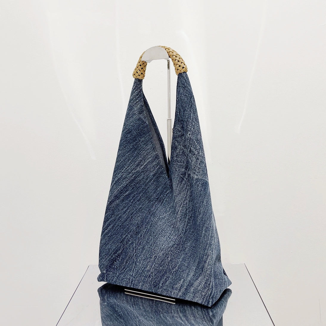 Jeans-Umhängetasche mit Innentasche - - - Concept Frankfurt
