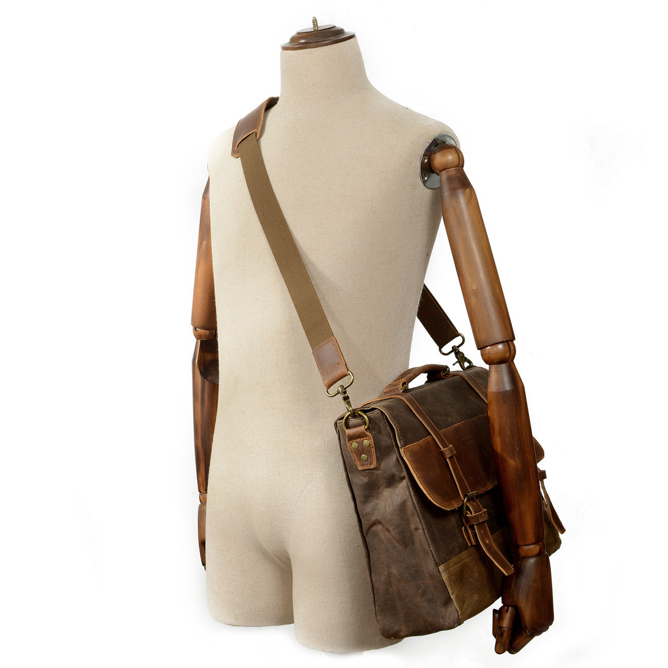 Gewachste Canvas Messenger-Tasche | WINNIPEG - - Bags - Concept Frankfurt